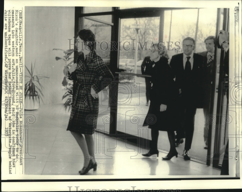 1973 Press Photo Julie Eisenhower visits Nashville to do research on western art- Historic Images