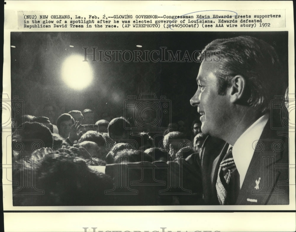 1972 Press Photo Congressman Edwin Edwards greets supporters- Historic Images