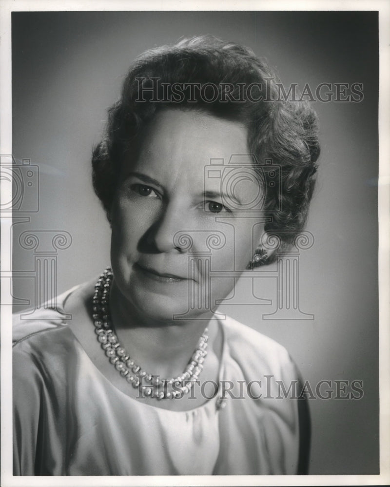 Load image into Gallery viewer, 1967 Press Photo Myrtle Fahsbender, Westinghouse Electric Corporation Director
