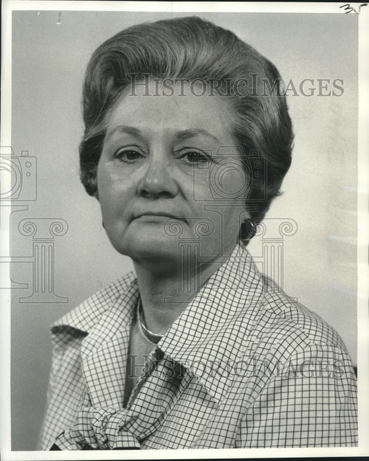 1977 Press Photo Metairie Woman's Club President Mrs. Richard E. Favor- Historic Images