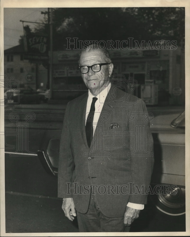 1969 Press Photo Son Allen Ellender at Funeral - nob03253