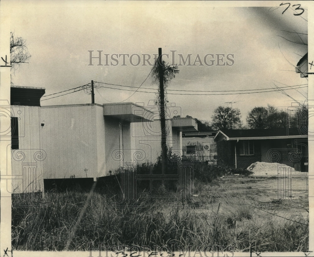1974 Press Photo Mobile health clinics abandoned by Family Health Foundation