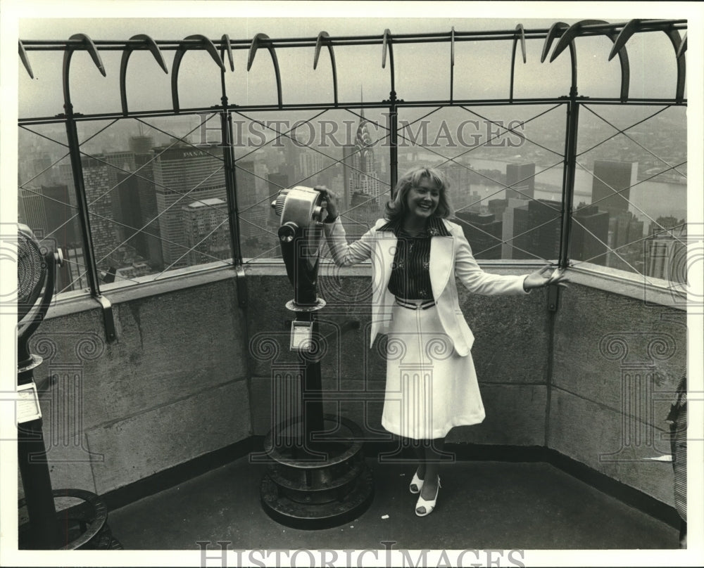  Press Photo Karen Marie Fancher, Louisiana Sugar Queen at Empire State Building- Historic Images