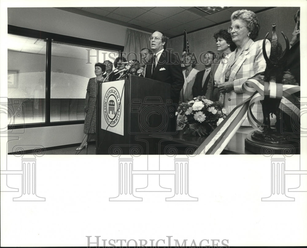  Press Photo Members of the National Republican Committee.- Historic Images