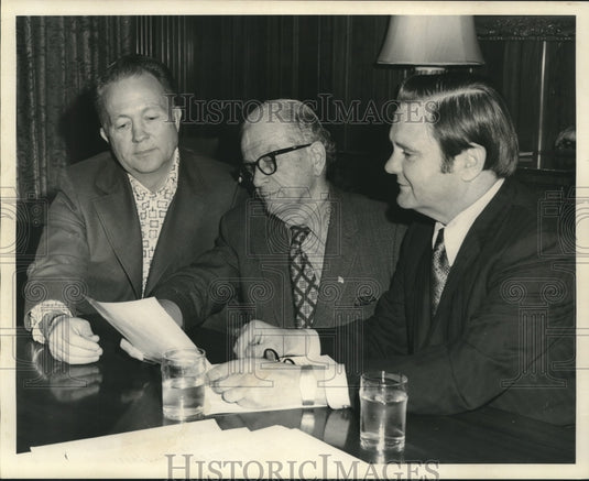 1972 Press Photo Chas. Roemer, Sen. Allen Ellender & Gillis Long at Hibernia Bl- Historic Images