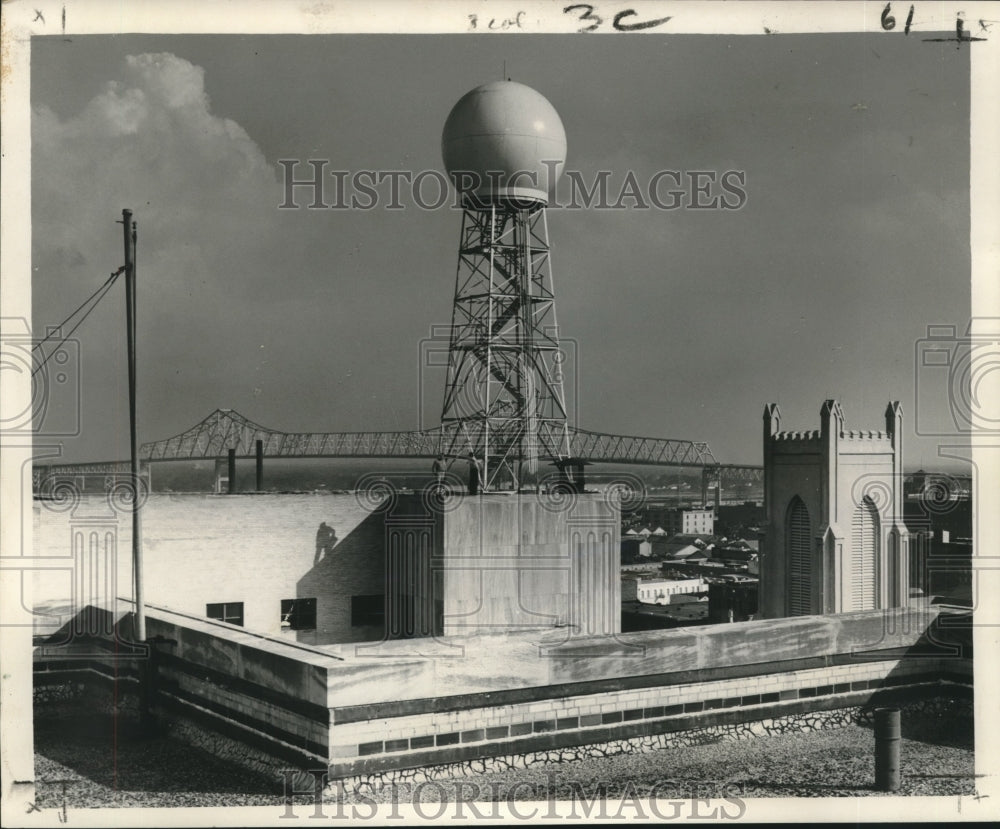 1960 Press Photo Fiberglas Radar Dome on roof of Federal Office Building
