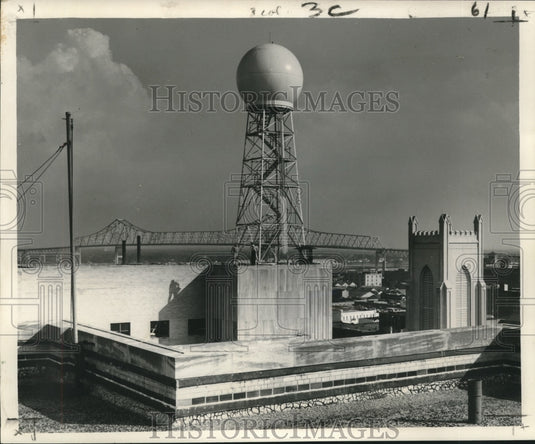1960 Press Photo Fiberglas Radar Dome on roof of Federal Office Building