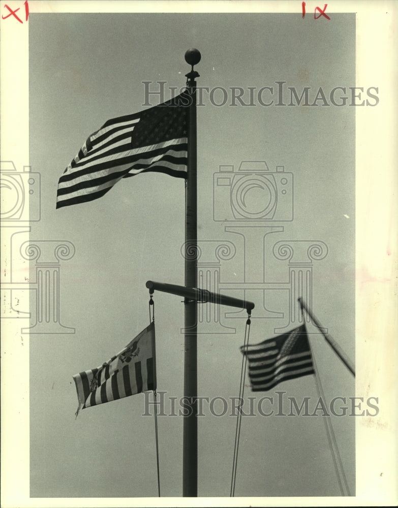 1978 Press Photo Flags flying from ship&#39;s mast.- Historic Images