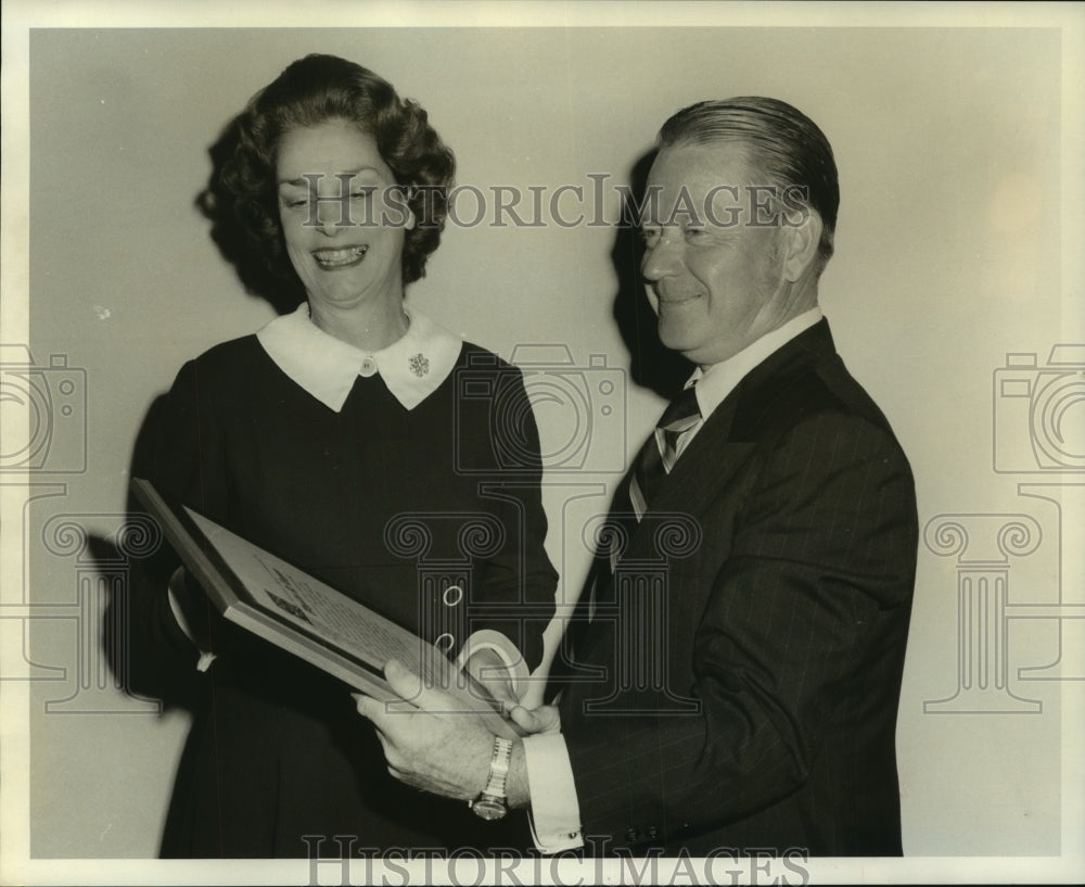 1972 Press Photo Dr. John Finerty of New Orleans Area Health Council