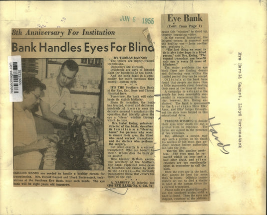 1955 Press Photo Mrs. Harold Gagnet, Lloyd Burkenstock at the eye bank
