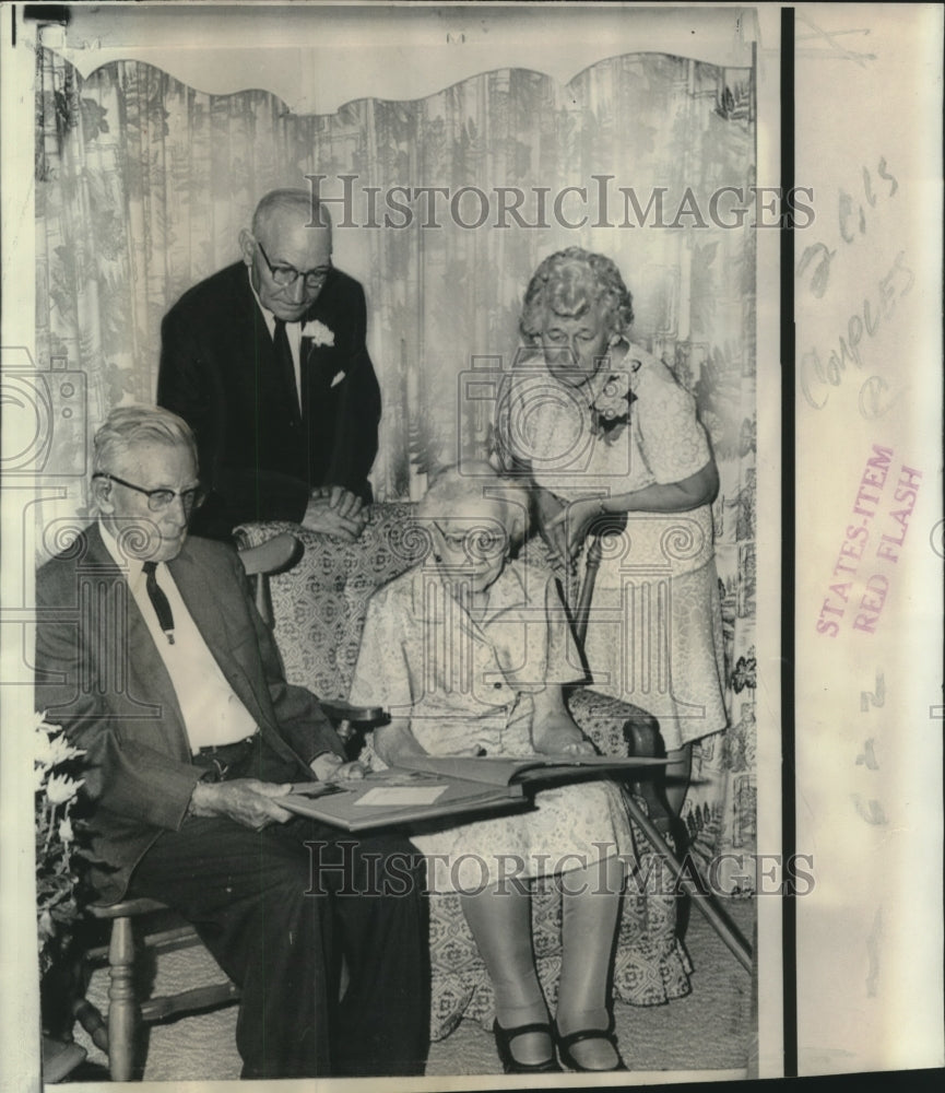 1966 Press Photo Charles and Rosa Everitt with Fred and Pauline Banks, Kansas
