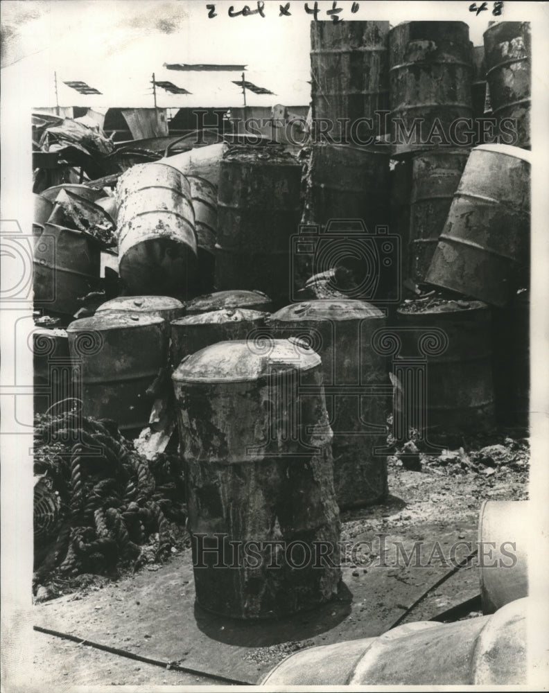 1970 Press Photo Bloated drums lie everywhere in a dump- Historic Images