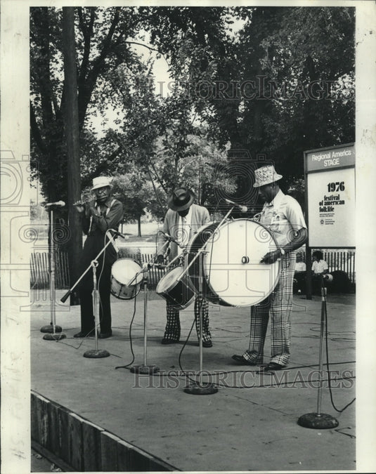 1976 Press Photo A jazzy fife-and-drum ensemble at American Folk Life Festival- Historic Images