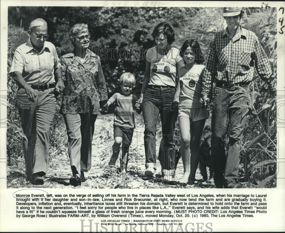 1980 Press Photo Monroe Everett and family run the farm in Tierra Rejada Valley- Historic Images