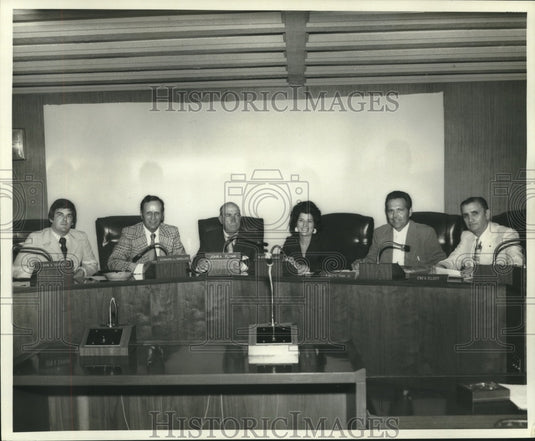 1975 Press Photo Jefferson Parish city council - Historic Images
