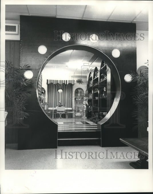 1971 Press Photo Grand opening at Favaloro's Accent House, Veterans Boulevard