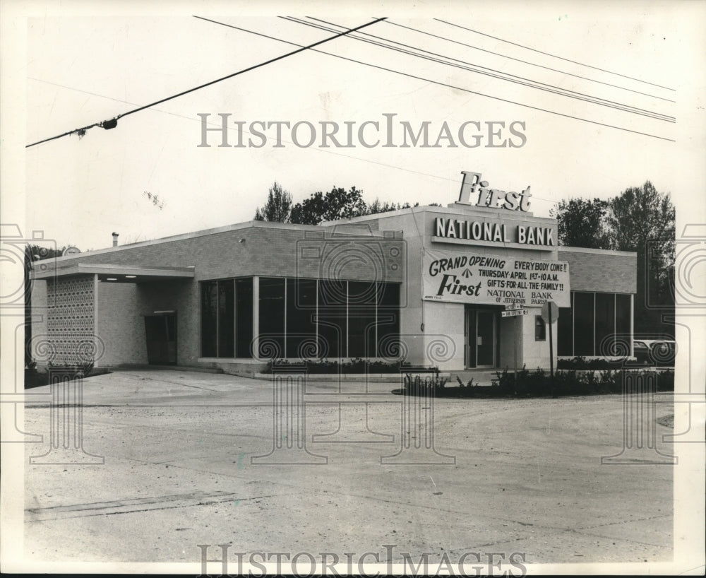 1965 Press Photo First National Bank&#39;s New Branch in Westwego - nob09298