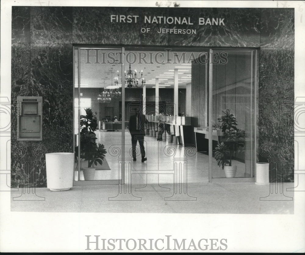 1970 Press Photo Interior, First National Bank of Jefferson - Historic Images