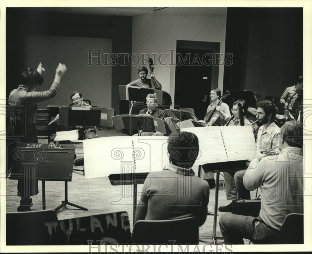 1988 Press Photo The First Monday Contemporary chamber ensemble rehearsal- Historic Images