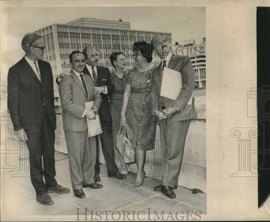 1962 Press Photo Foreign Travel Writers - nob10078