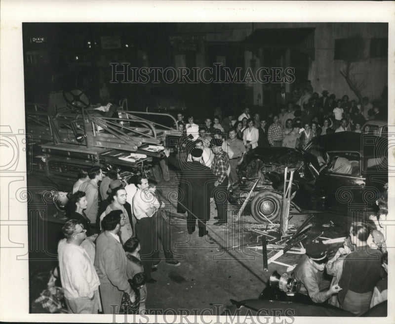 Load image into Gallery viewer, 1963 Press Photo Scene of a car and fire truck accident. - nob10792
