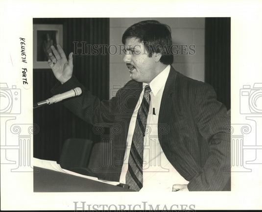1984 Press Photo Kenneth Fonte, attorney for Turkey's Inn dispute in Kenner - Historic Images