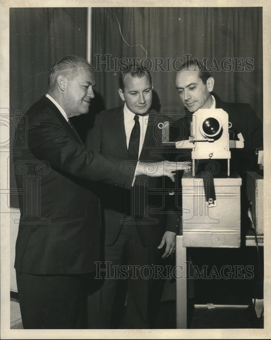 1968 Press Photo Digitronics Users Association Meeting at the Bourbon Orleans.