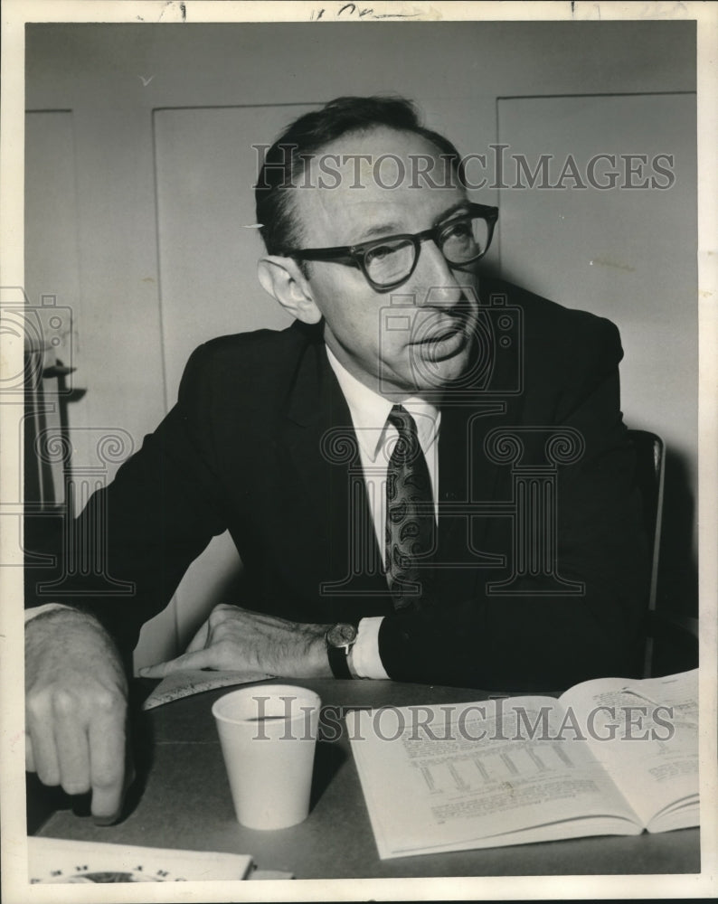 1968 Press Photo Dr. Herman Freudenberger of Louisiana - nob12982- Historic Images