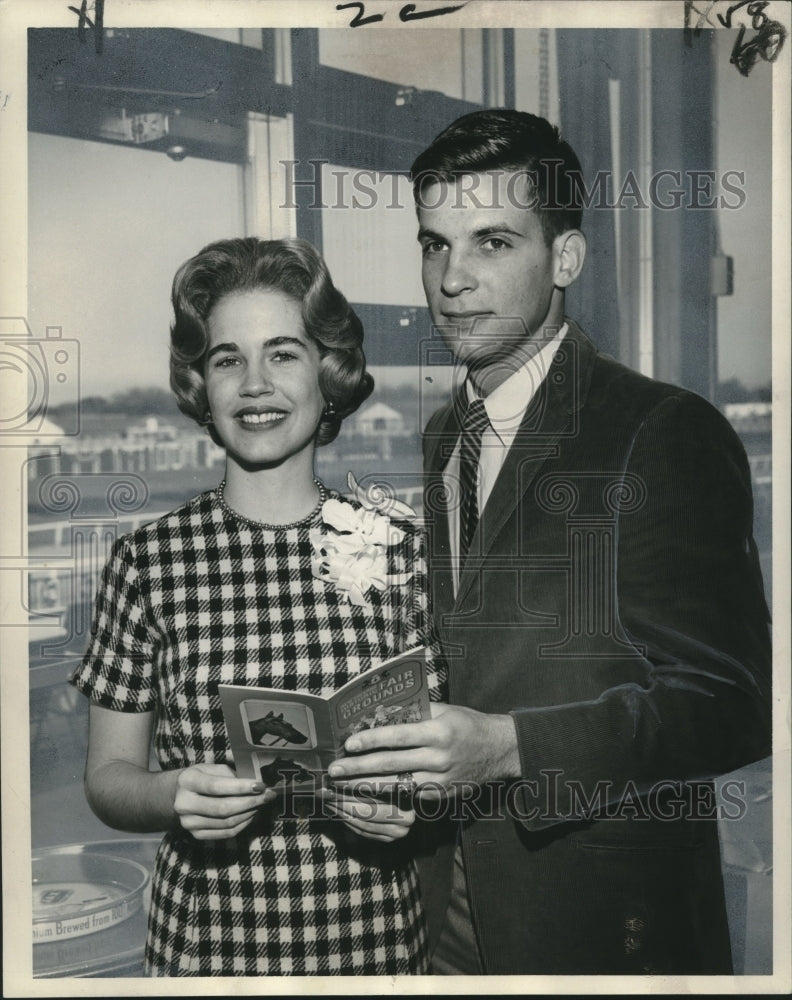 1963 Press Photo Miss Claudia FitzHugh with Frederick Harold at Fair Grounds