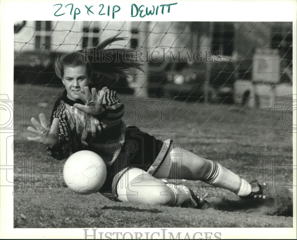  Press Photo Sandra DeWitt defends goal during practice drills, Ben Franklin- Historic Images