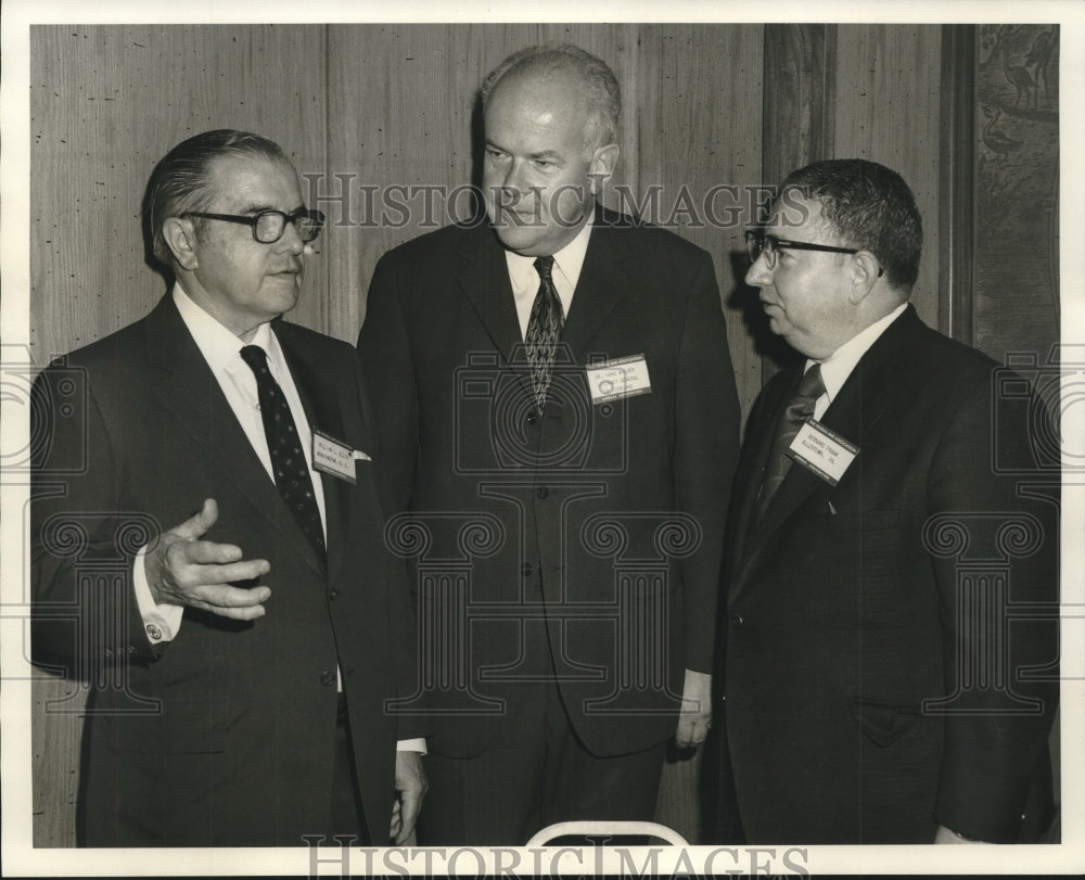 1971 Press Photo Bernard Frank &amp; others at Federal Bar meeting at Roosevelt