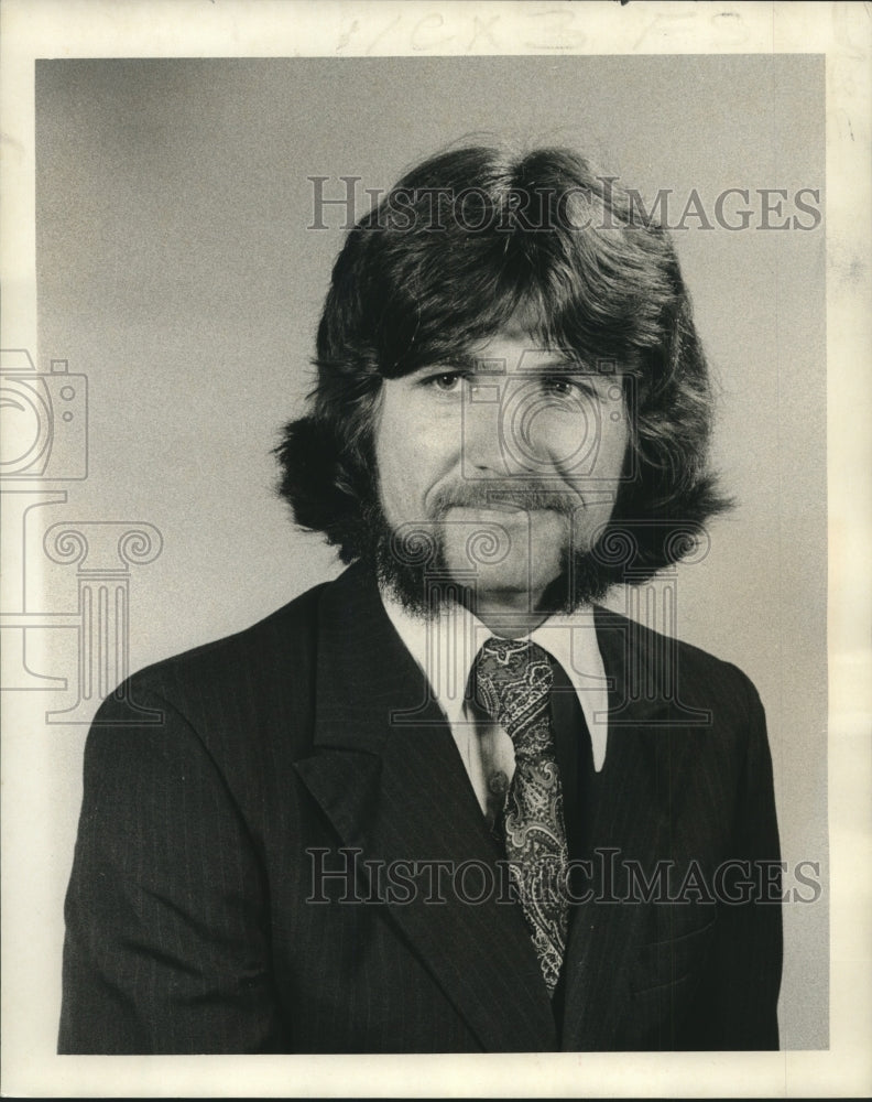 1974 Press Photo Thomas B. French, elementary school teacher aide-tutor- Historic Images