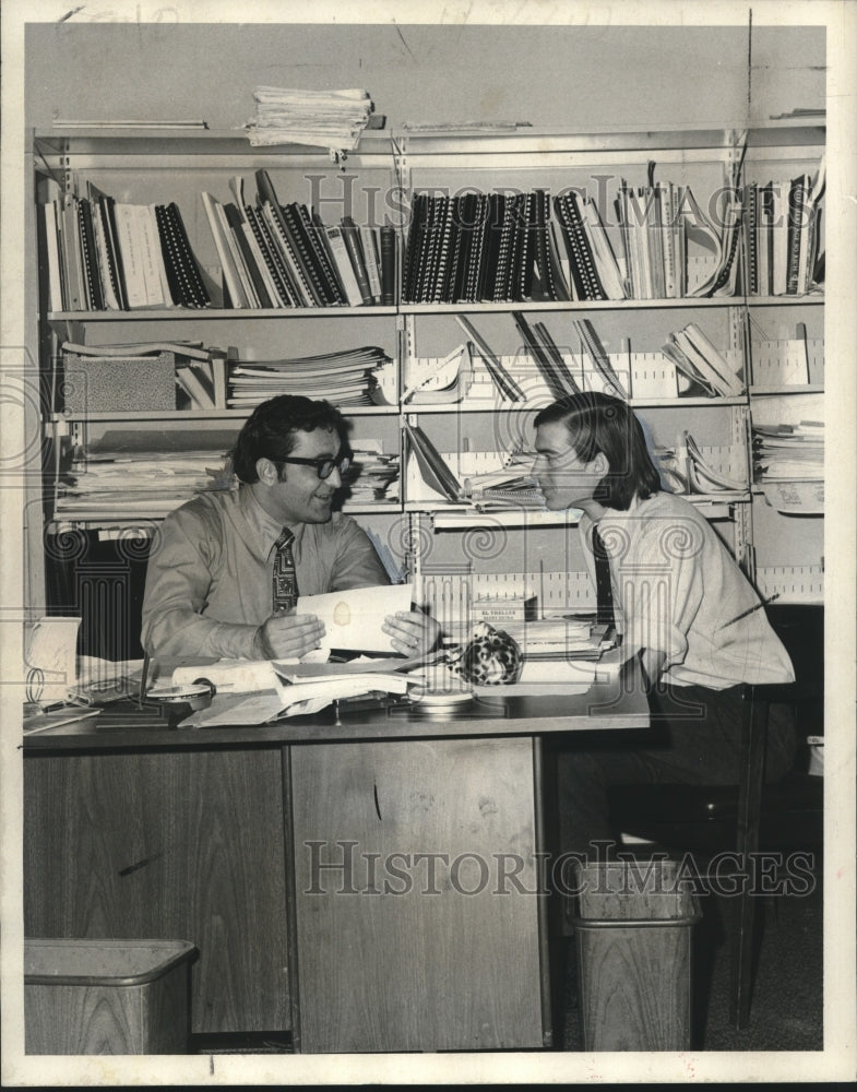 Load image into Gallery viewer, 1972 Press Photo Anthony Gagliano &amp; Randy Gregson, Mayor Moon Landrieu's Staff
