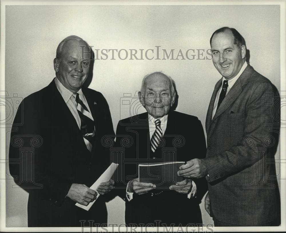  Press Photo A major pledge from Parrish Fuller for Wabash College- Historic Images