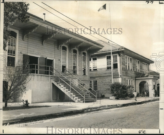 1967 Press Photo Old McDonogh No. 24, an elementary school dating back to 1889- Historic Images