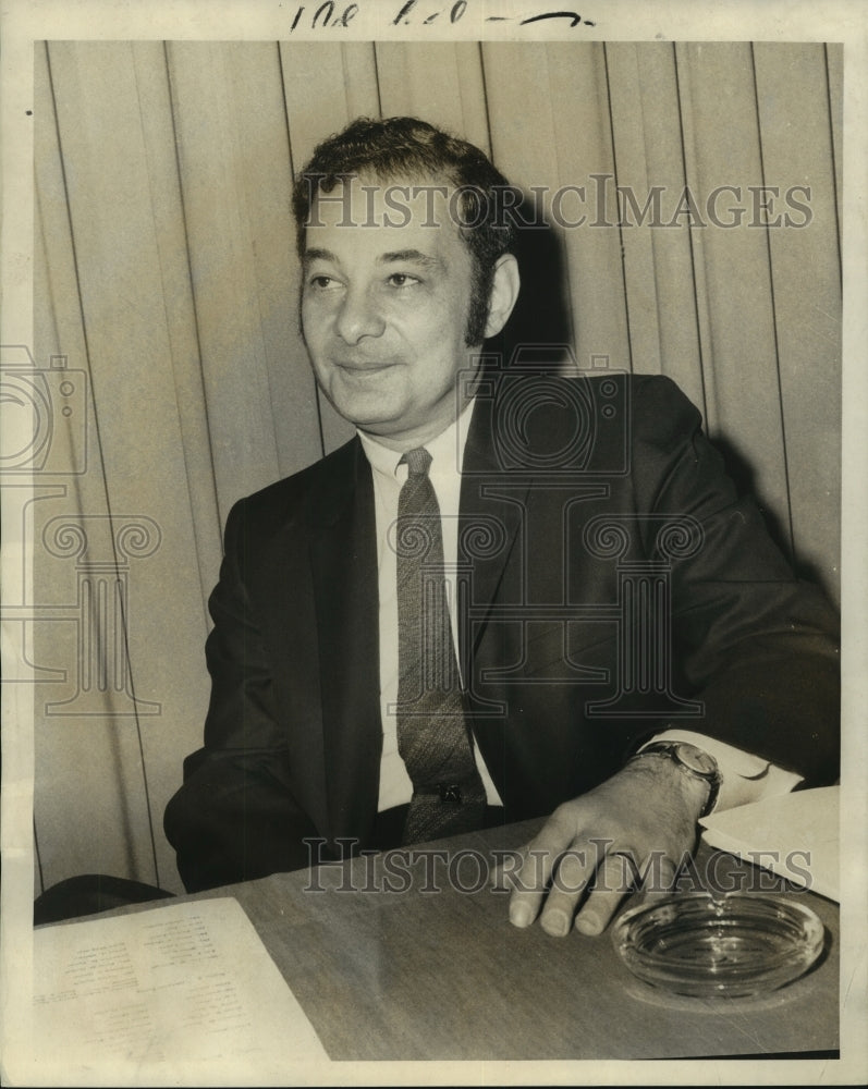 1970 Press Photo Dr. Martin Goldberg of Institute of the Pennsylvania Hospital
