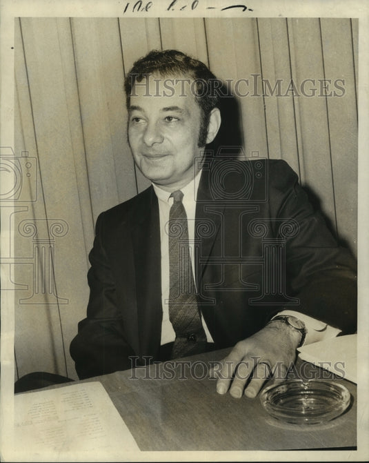 1970 Press Photo Dr. Martin Goldberg of Institute of the Pennsylvania Hospital