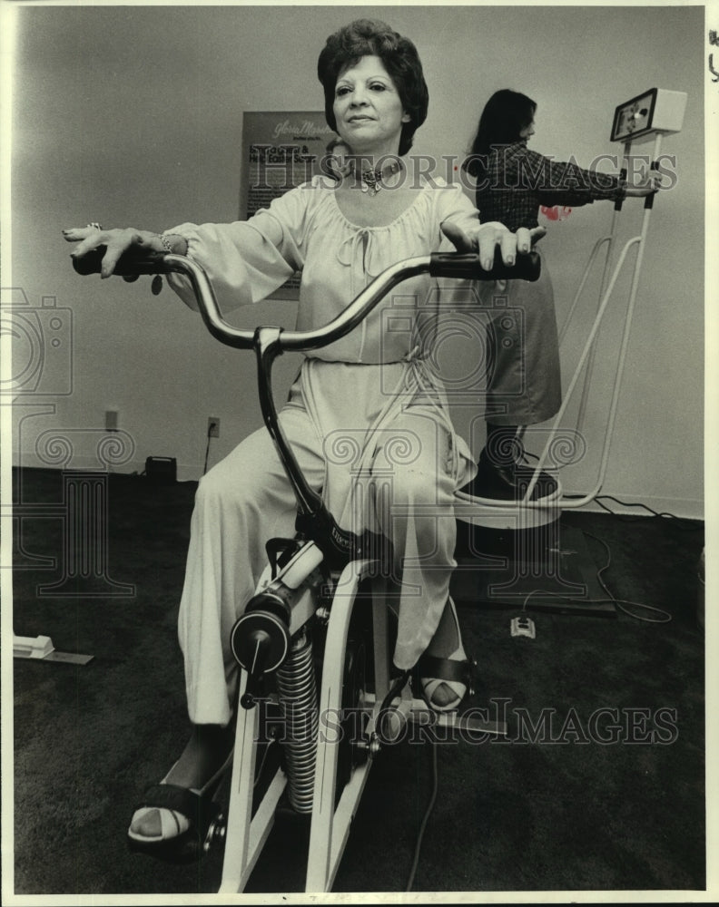 1978 Press Photo Pat Gaudet, co-manager of Gloria Marshall Figure Control Salon - Historic Images