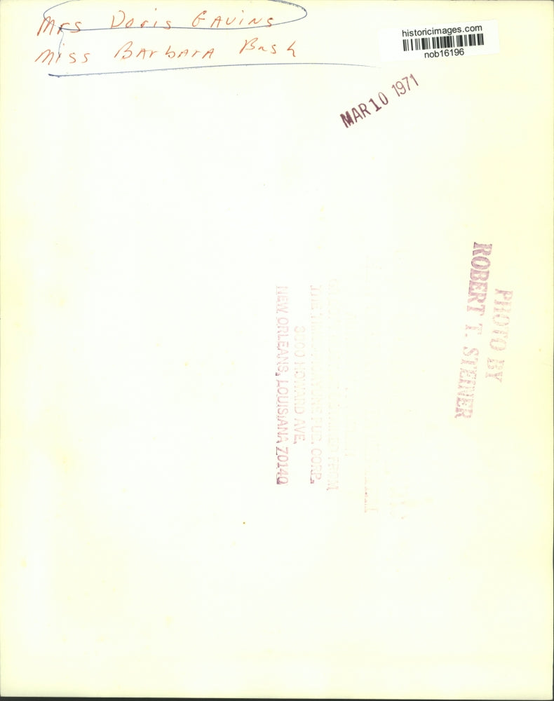 1971 Press Photo Mrs. Doris Gavins and Miss Barbara Bush at event - nob16196