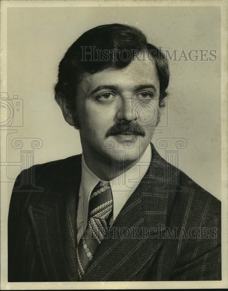 1971 Press Photo Lance Garcia, President, Consumer Credit Association- Historic Images