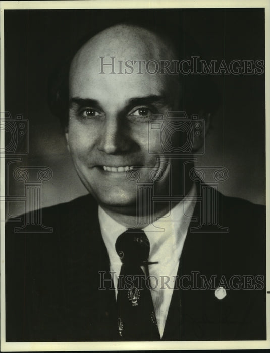 1976 Press Photo Senator Jake Garn - nob16448