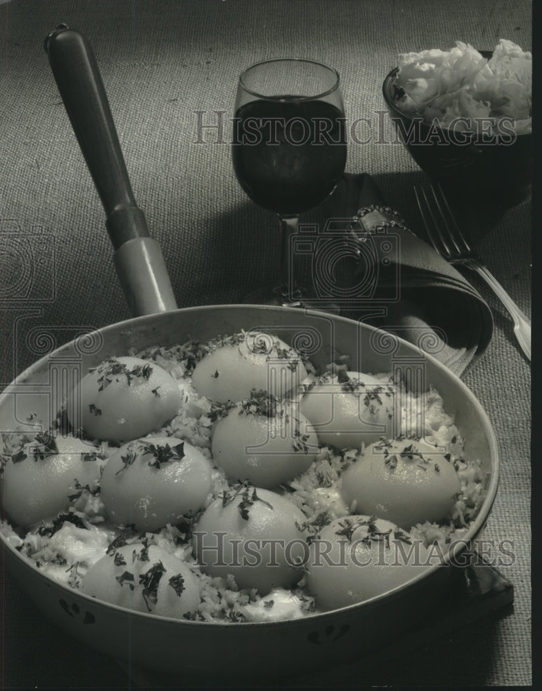 1979 Press Photo Recipe for Cheese Rice Casserole topped with fresh peaches - Historic Images