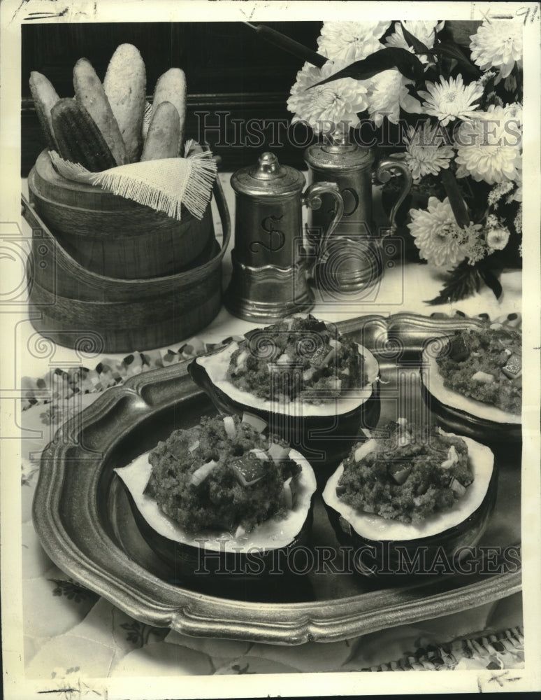 1978 Press Photo Sausage and Apple Stuffed Squash- Historic Images