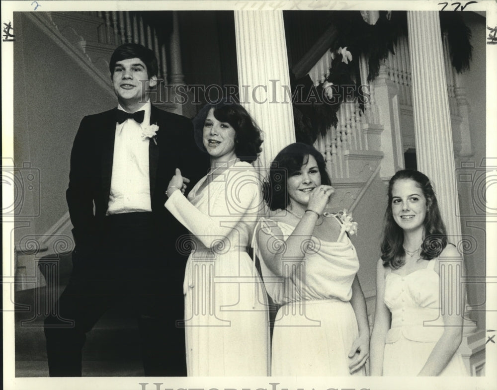 1979 Press Photo Mr. and Mrs. Erik F. Johnsen host party at Audubon Place home - Historic Images