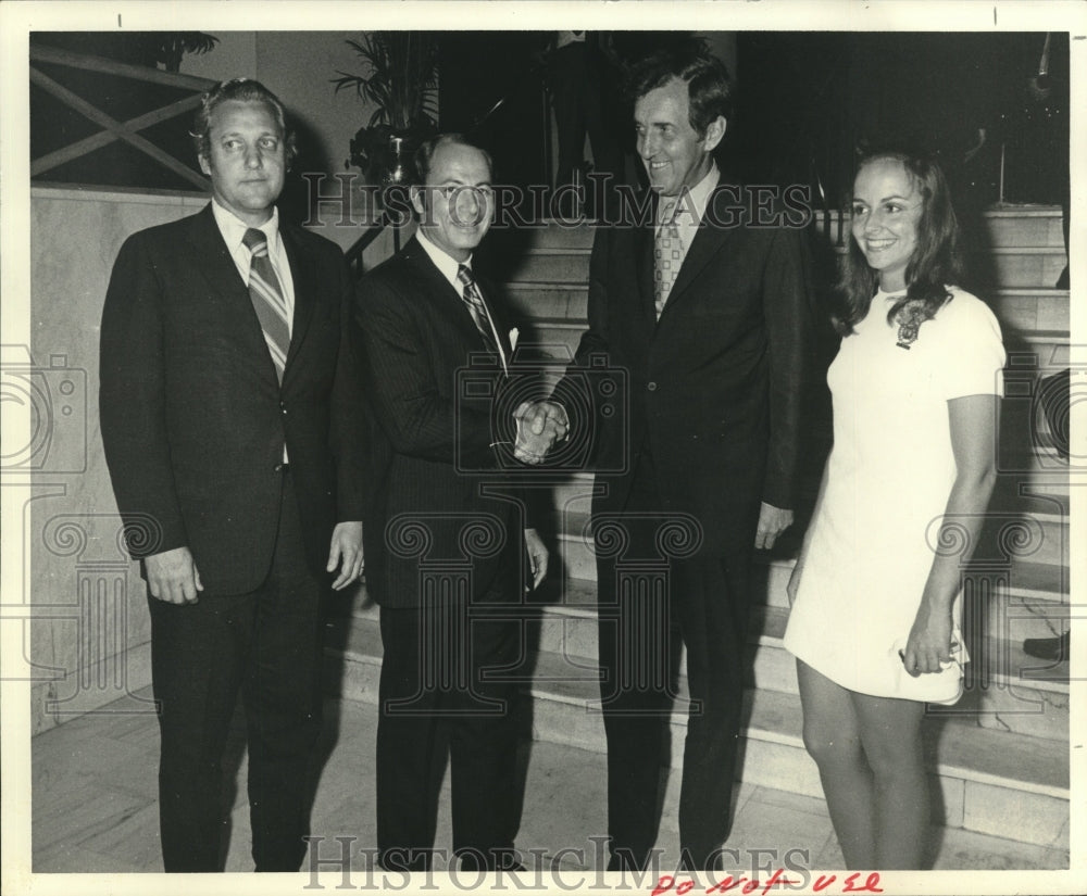 1971 Press Photo Mayor Landrieu, Ron Pincus, Edmond Muskie &amp; Joan Geigerman- Historic Images