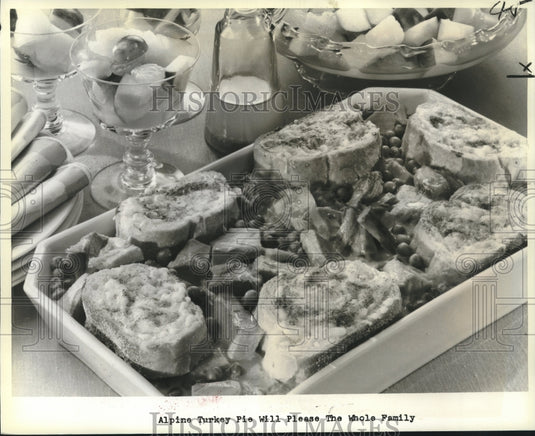 1968 Press Photo Alpine Turkey Pie set on a lovely table spread - nob18273