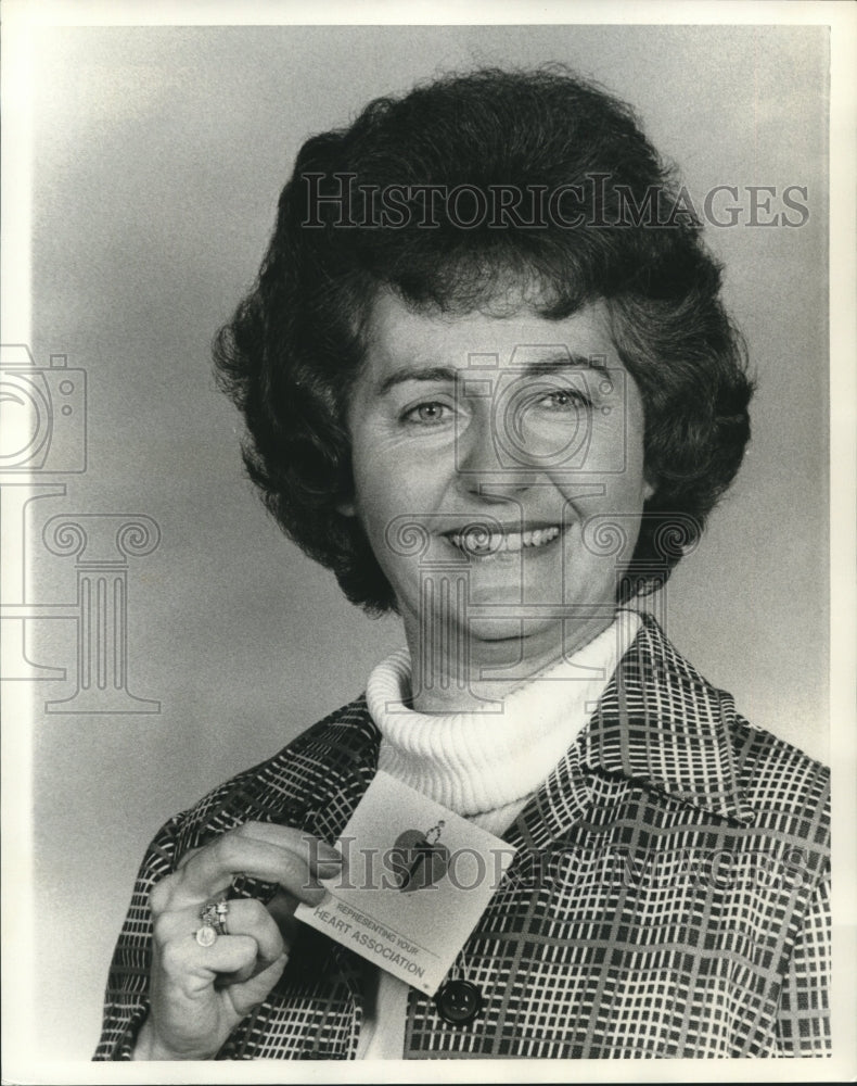 1975 Press Photo Mrs. Richard Fridley of the Heart Association - Historic Images