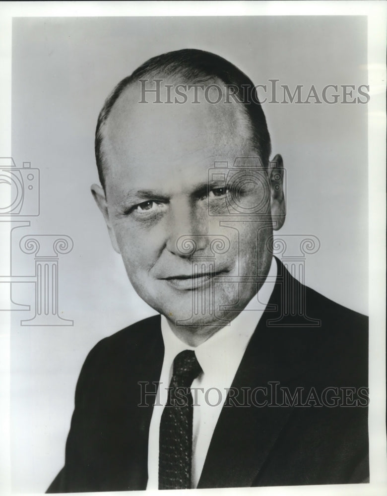Load image into Gallery viewer, 1968 Press Photo Harold Gray new Chairman &amp; Chief Executive of Pan World Airways
