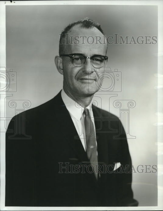 1967 Press Photo Carl R. Fleming, The Foxboro Company - nob19304