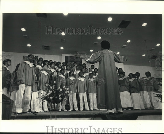 1985 Press Photo Gospel Soul Children Choir, performing - nob19758- Historic Images